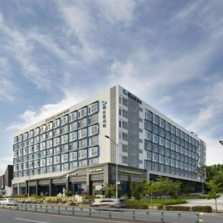 Yeosu Hotel First City Экстерьер фото