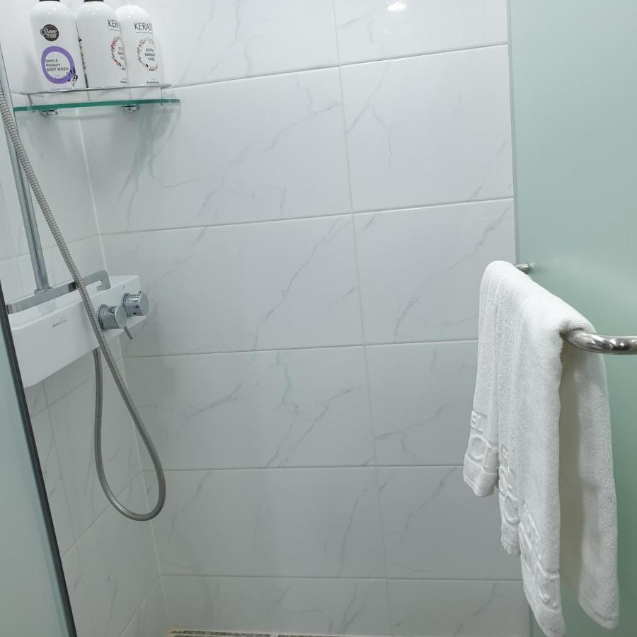 Yeosu Hotel First City Экстерьер фото